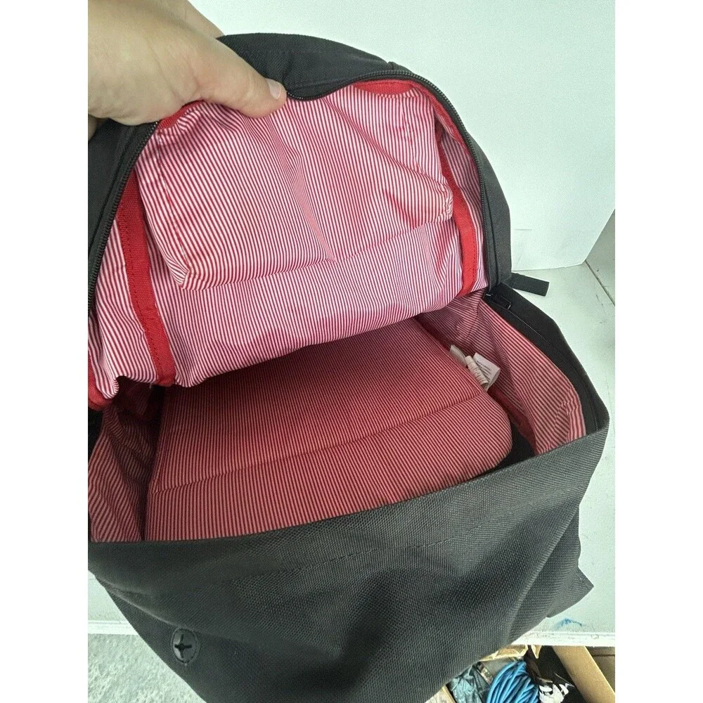 Herschel Supply Co. size striped